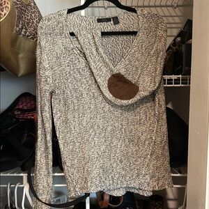 RDI Gray V-Neck Sweater with Textured Knit